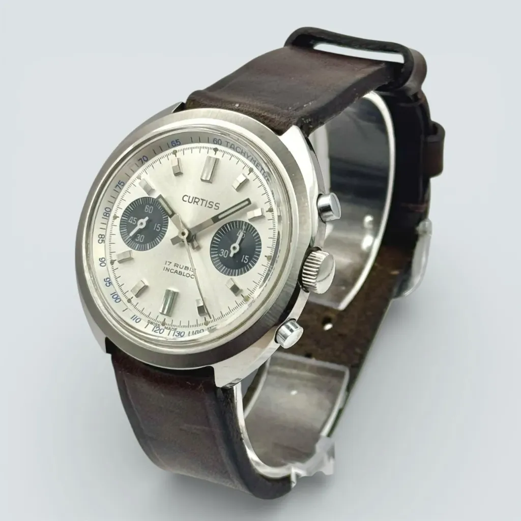 Chronographe Curtiss – Valjoux 7733 - années 70