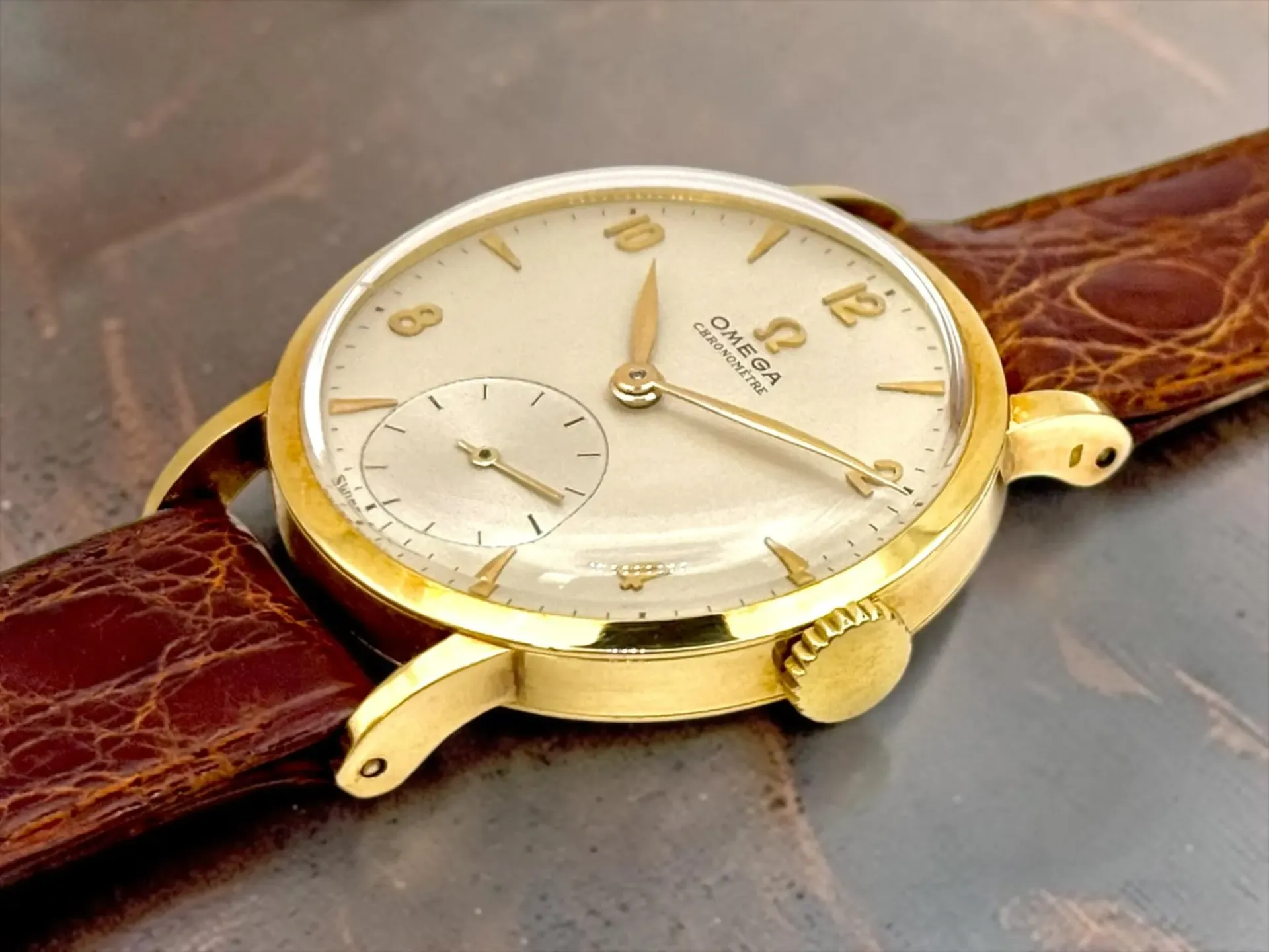 Omega "Chronomètre" Or 18K - cal. 30T2 RG - 1946